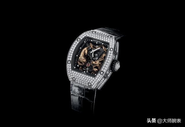 �����������Ӵ�������ͼ�ֵ�����ڣ�ÿһֻ����ƽ���һ����